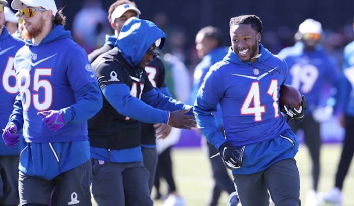 9D9FF5CB-7BAE-4D3F-A403-F8DC16C8E423